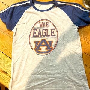 Auburn University Boys Short Sleeve Gray T-shirt Size Large